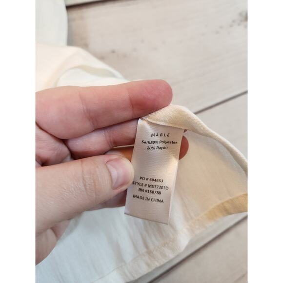 Mable Women's White Solid Sleeveless Round Neck Crop Top‎ Size Small NWT - Picture 5 of 7